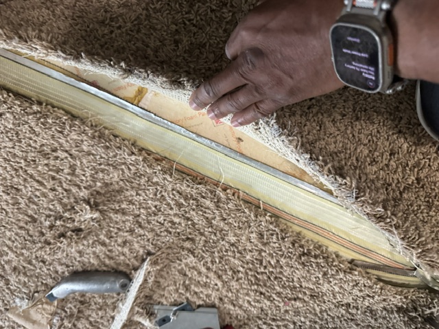 YesSir Services Carpet Repair - Seam Preparation